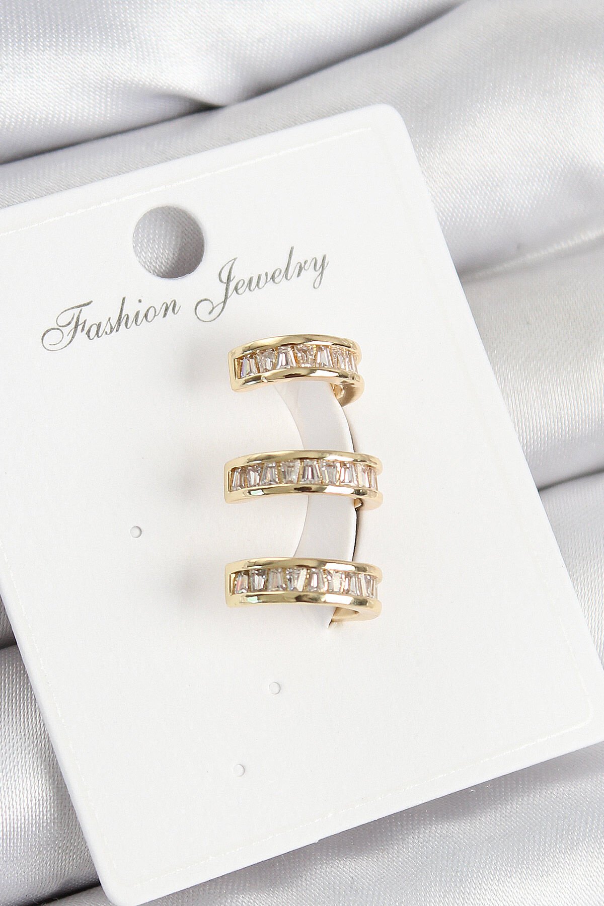 Pirinç Su Yolu Model Gold Renk Sağ Kıkırdak Küpe - TJ-BKP10990