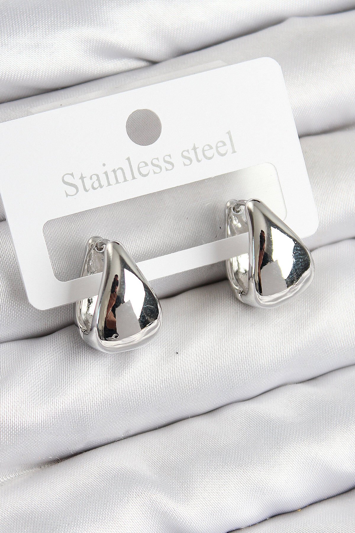 Pirinç Halka Model Gümüş Renk Kadın Küpe - TJ-BKP11021