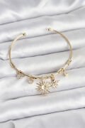 Güneş Charmlı Gold Renk Pirinç Kadın Bileklik - TJ-BB8041