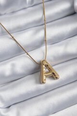 316L Çelik Gold Renk Bubble ''A'' Harf Model Kadın Kolye - TJ-BKO7946