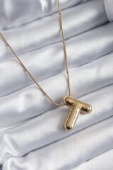 316L Çelik Gold Renk Bubble ''T'' Harf Model Kadın Kolye - TJ-BKO7955