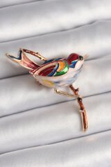 Pirinç Gold Renk Renkli Kuş Model Kadın Broş - TJ-BR401