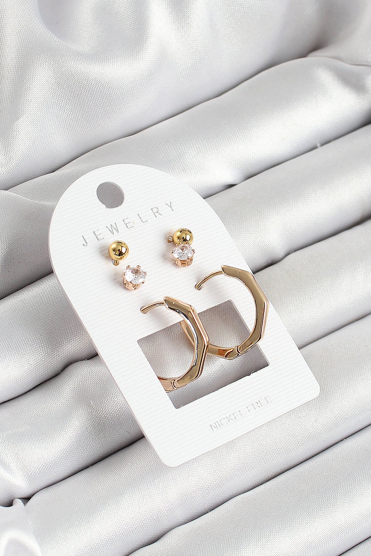 Pirinç Zirkon Taş Ve Kemik Halka Figürlü Gold Renk 3'lü Çift Kadın Küpe Set - TJ-BKP10654
