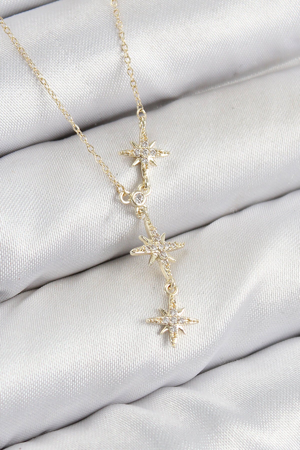 Pirinç Zirkon Taşlı Kutup Yıldızı Model Gold Renk Kadın Kolye - TJ-BKO10426