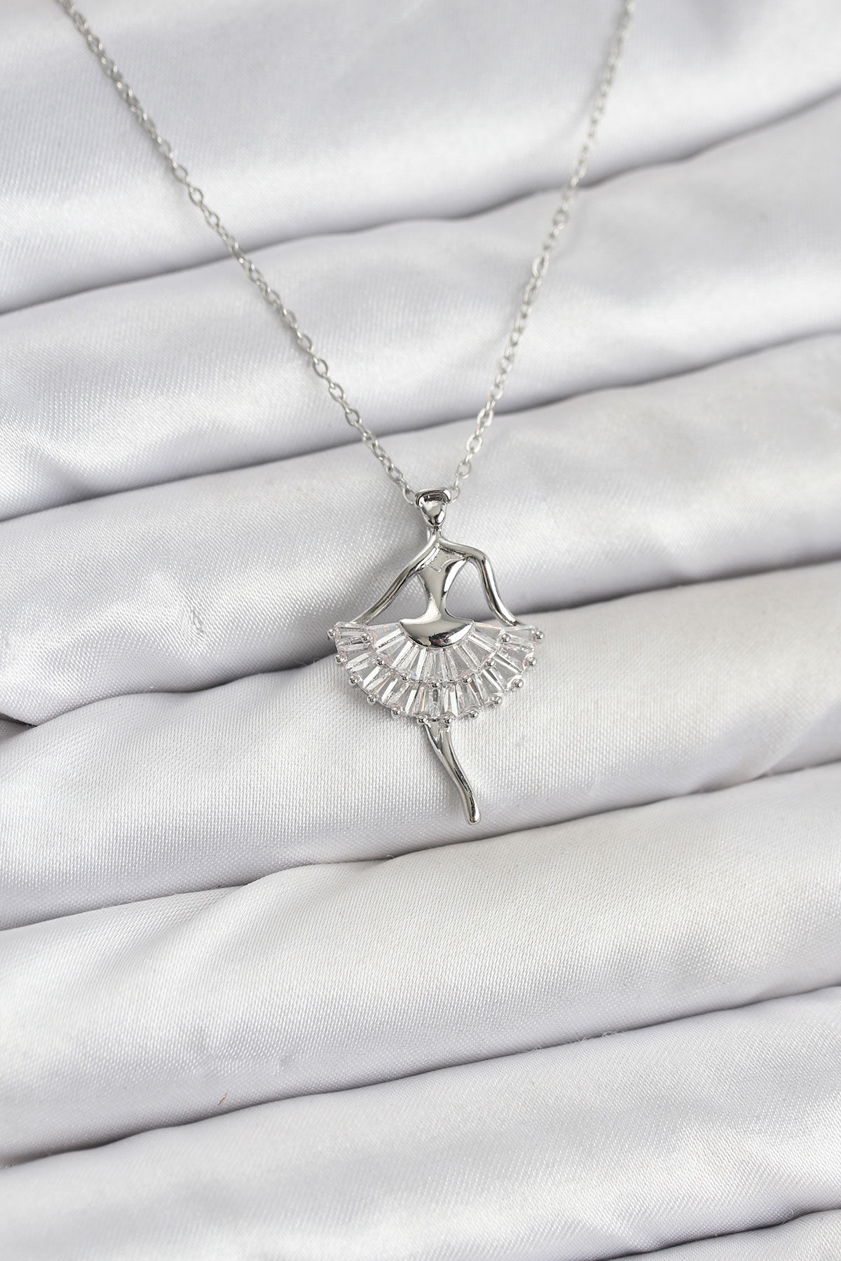 316L Çelik Gümüş Renk Balerin Model Kadın Kolye - TJ-BKO10811