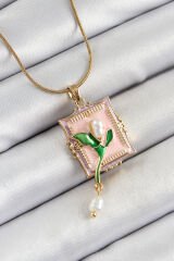 316L Çelik Zincir Pembe Sanatsal Portre Sallantılı İnci Detaylı Lale Model Gold Renk Kadın Kolye - TJ-BKO10279
