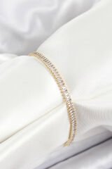 Pirinç Zirkon Taşlı İnce Su Yolu Model Gold Renk Kadın Bileklik - TJ-BB7034
