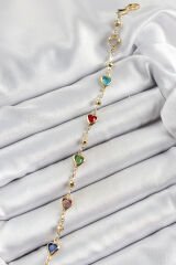 Pirinç Asorti Kalp Model Gold Renk Zirkon Taşlı Kadın Bileklik - TJ-BB7036