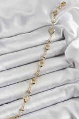 Pirinç Şeffaf Kalp Model Gold Renk Zirkon Taşlı Kadın Bileklik - TJ-BB7037