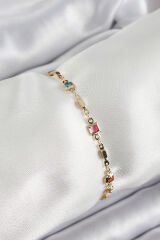 Pirinç Gold Renk Karışık Renkli Kare Zirkon Taşlı Kadın Bileklik - TJ-BB7043