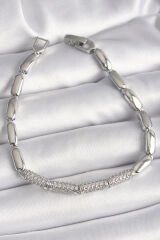 Pirinç Gümüş Renk Zirkon Taşlı Arpa Zincir Model Kadın Bileklik - TJ-BB6821