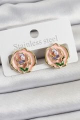 Pirinç Pembe Mineli Çiçek Figürlü Sanatsal Portre Model Gold Renk Kadın Küpe - TJ-BKP10677