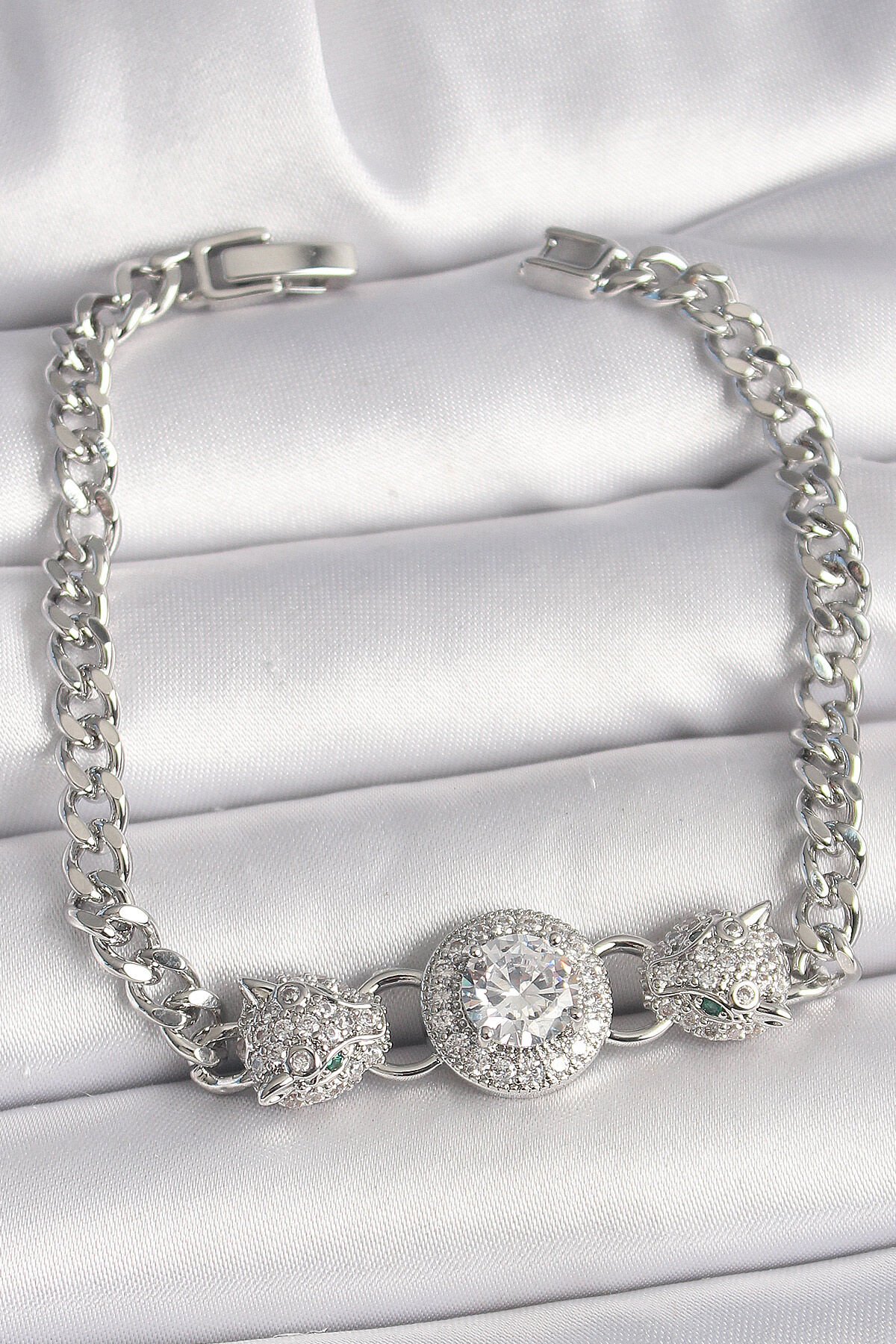 Pirinç Gümüş Renk Zirkon Taşlı Leopar Figür Zincir Model Kadın Bileklik - TJ-BB6829