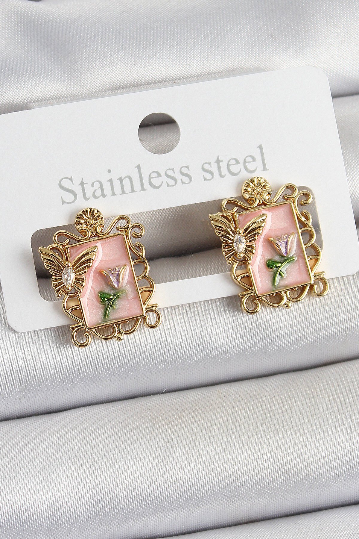 Pirinç Pembe Mineli Sanatsal Portre Model Gold Renk Kadın Küpe - TJ-BKP10685