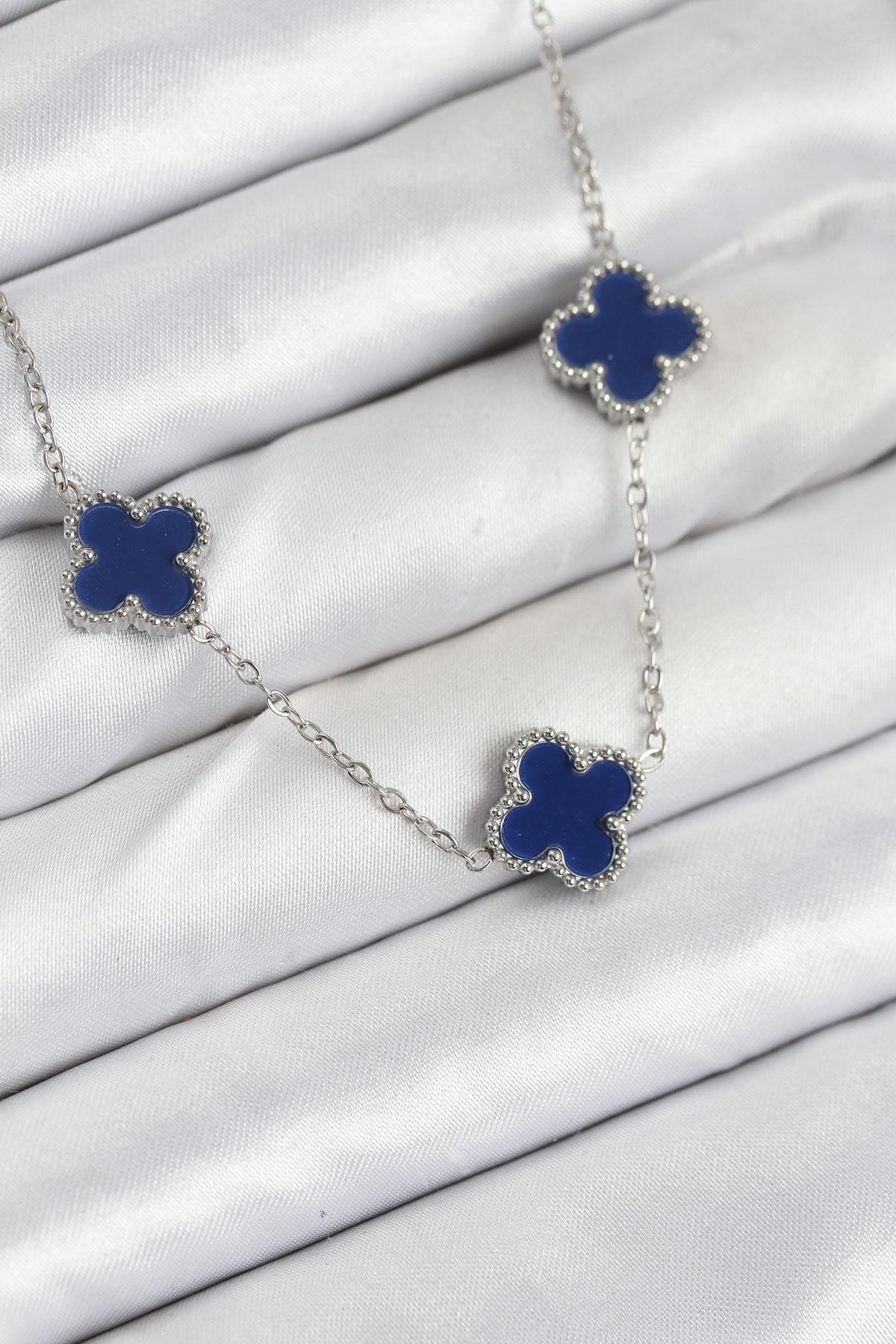 316L Çelik Zincir Gümüş Lacivert Renk Yonca Kadın Kolye - TJ-BKO10587