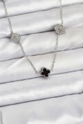 316L Çelik Zincir Gümüş Renk Siyah ve Zirkon Taşlı Baby Boy Yonca Kadın Kolye - TJ-BKO10591