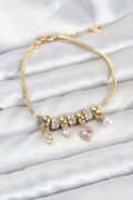 Pirinç Gold Renk Pembe Kalp Charmlı Kadın Bileklik - TJ-BB8191