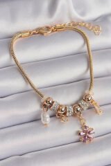 316L Çelik Gold Renk Zincir Sallantı Zirkon Taşlı Çiçek Model Charm Bileklik - TJ-BB6515