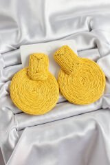 Sarı Daire Figürlü Hasır Örgü Model Gold Renk Kadın Küpe - TJ-BKP10712