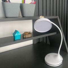 Dokunmatik 3 Farklı LED Işıklı Çalışma Masası Üstü Lamba (4944)
