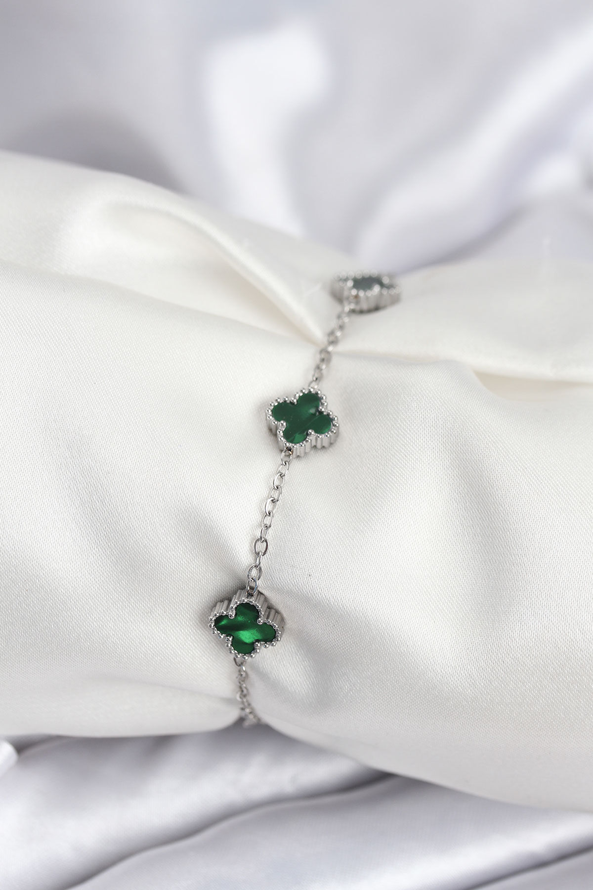 316L Çelik Gümüş Renk Yeşil Baby Boy Yonca Kadın Bileklik - TJ-BB7945