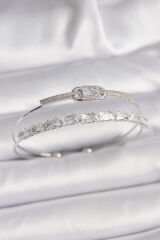 Pirinç Gümüş Renk Kare Zirkon Taşlı Kadın Bileklik - TJ-BB6544