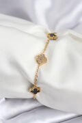 316L Çelik Gold Renk Siyah ve Zirkon Taşlı Baby Boy Yonca Kadın Bileklik - TJ-BB7953