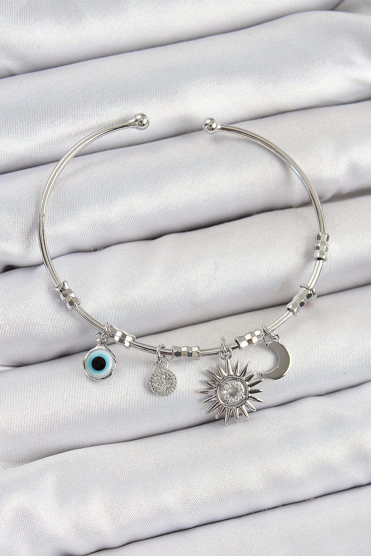 Pirinç Zirkon Taşlı Güneş Ay Ve Nazar Model Gümüş Renk Charm Bileklik - TJ-BB7346