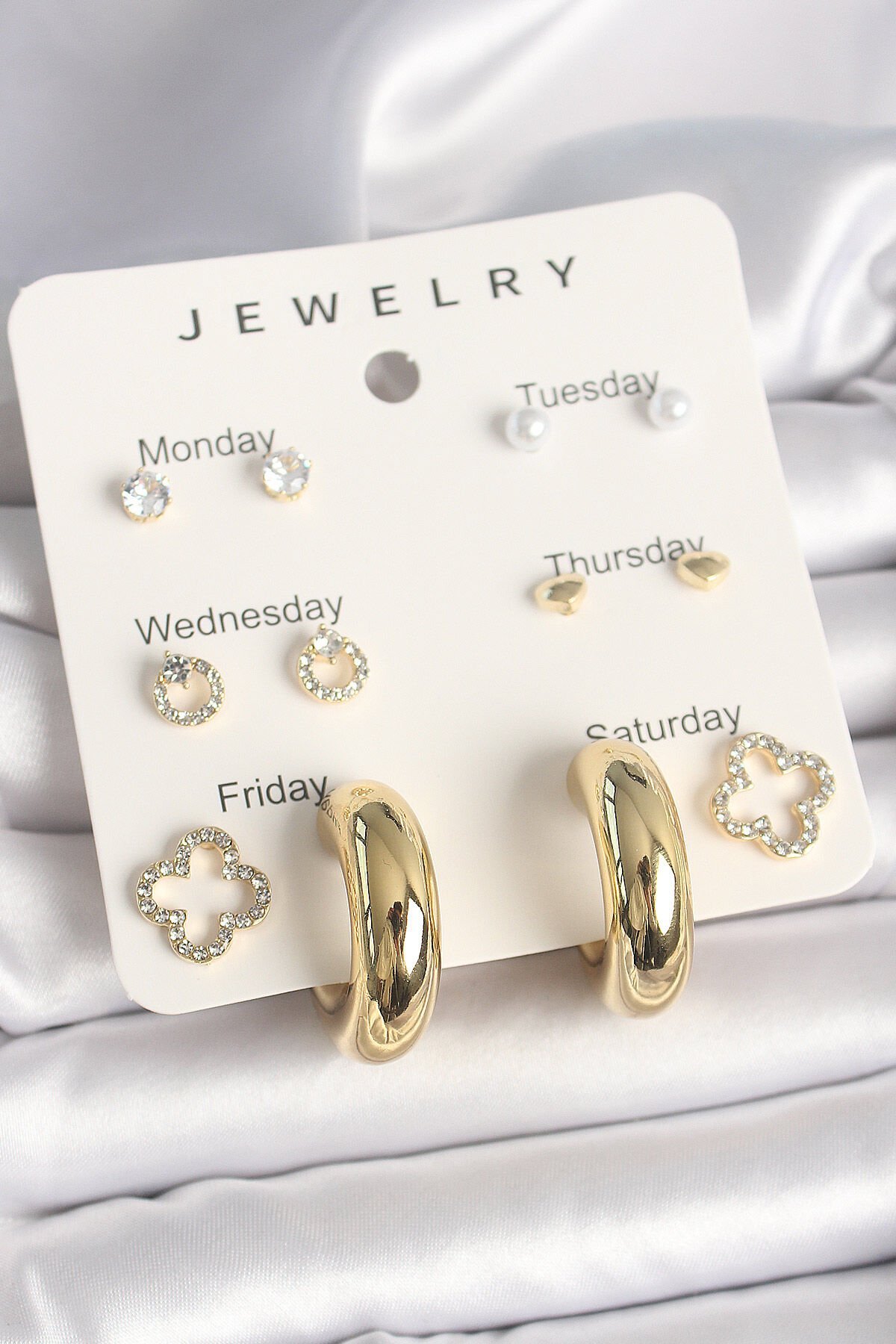 Pirinç Gold Renk Zirkon Taşlı Yonca Halka Figür 7'Li Set Kadın Küpe - TJ-BKP10322