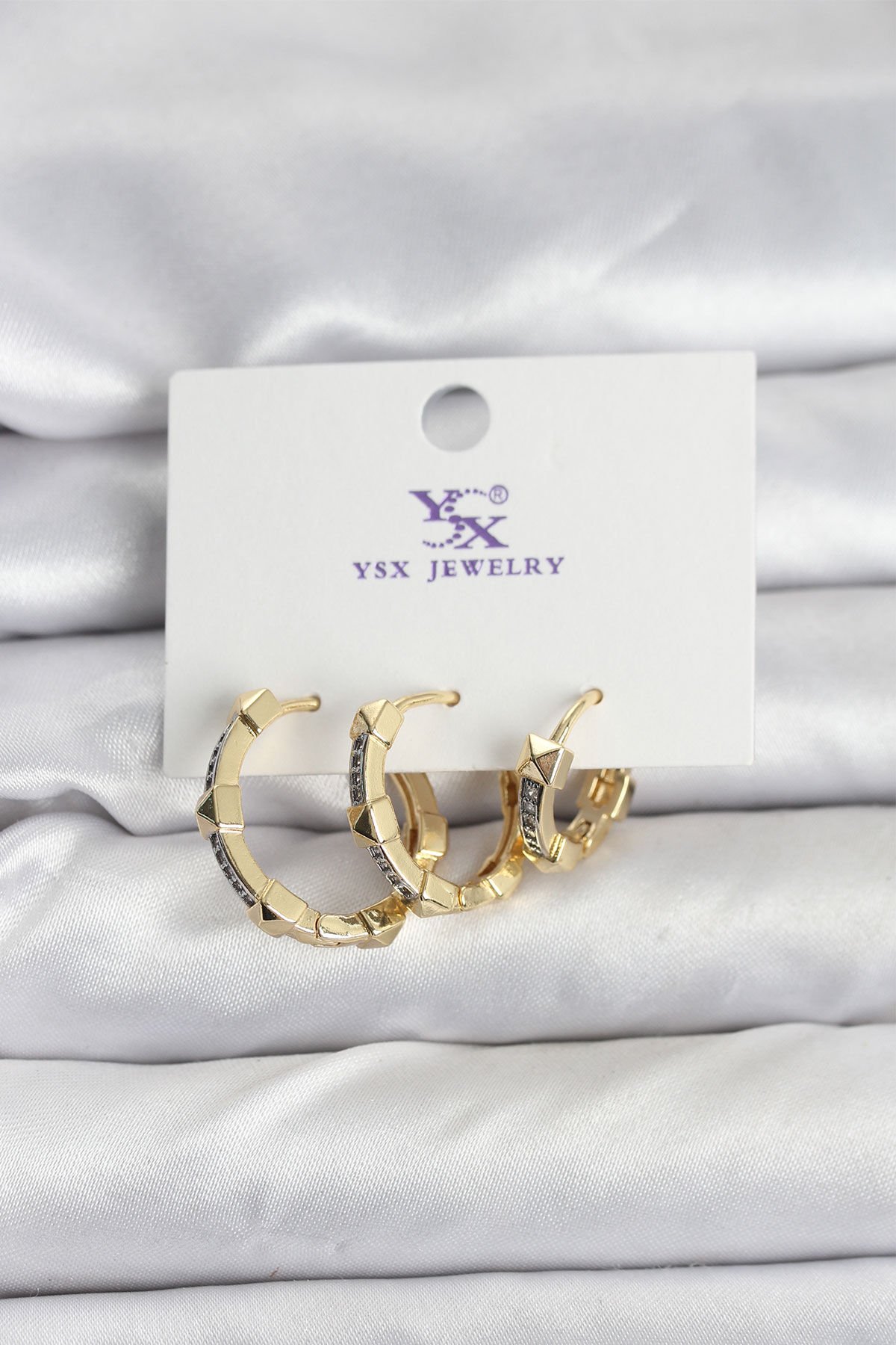 Gold Renk Zirkon Taşlı Kadın Küpe - TJ-BKP11342