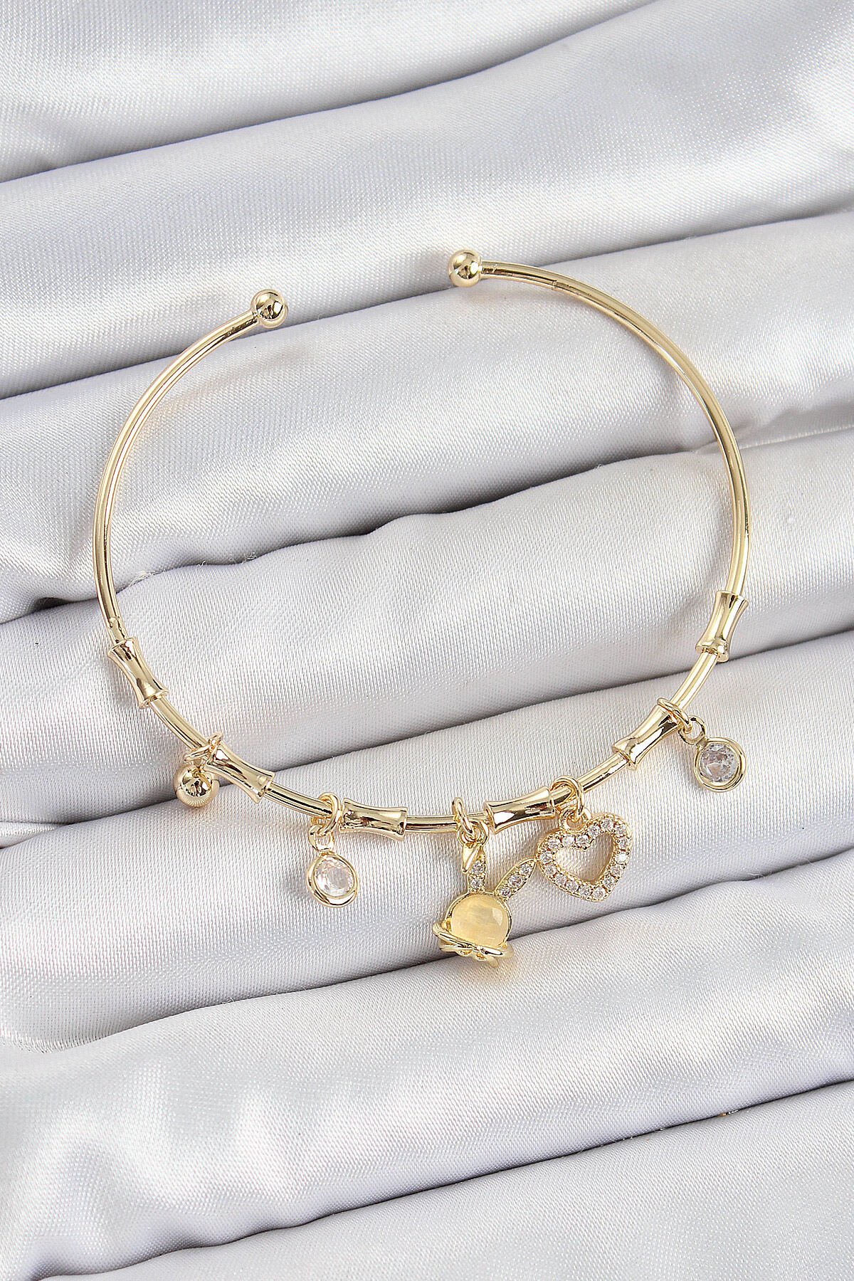 Pirinç Zirkon Taşlı Tavşan Ve Kalp Model Gold Renk Charm Bileklik - TJ-BB7357