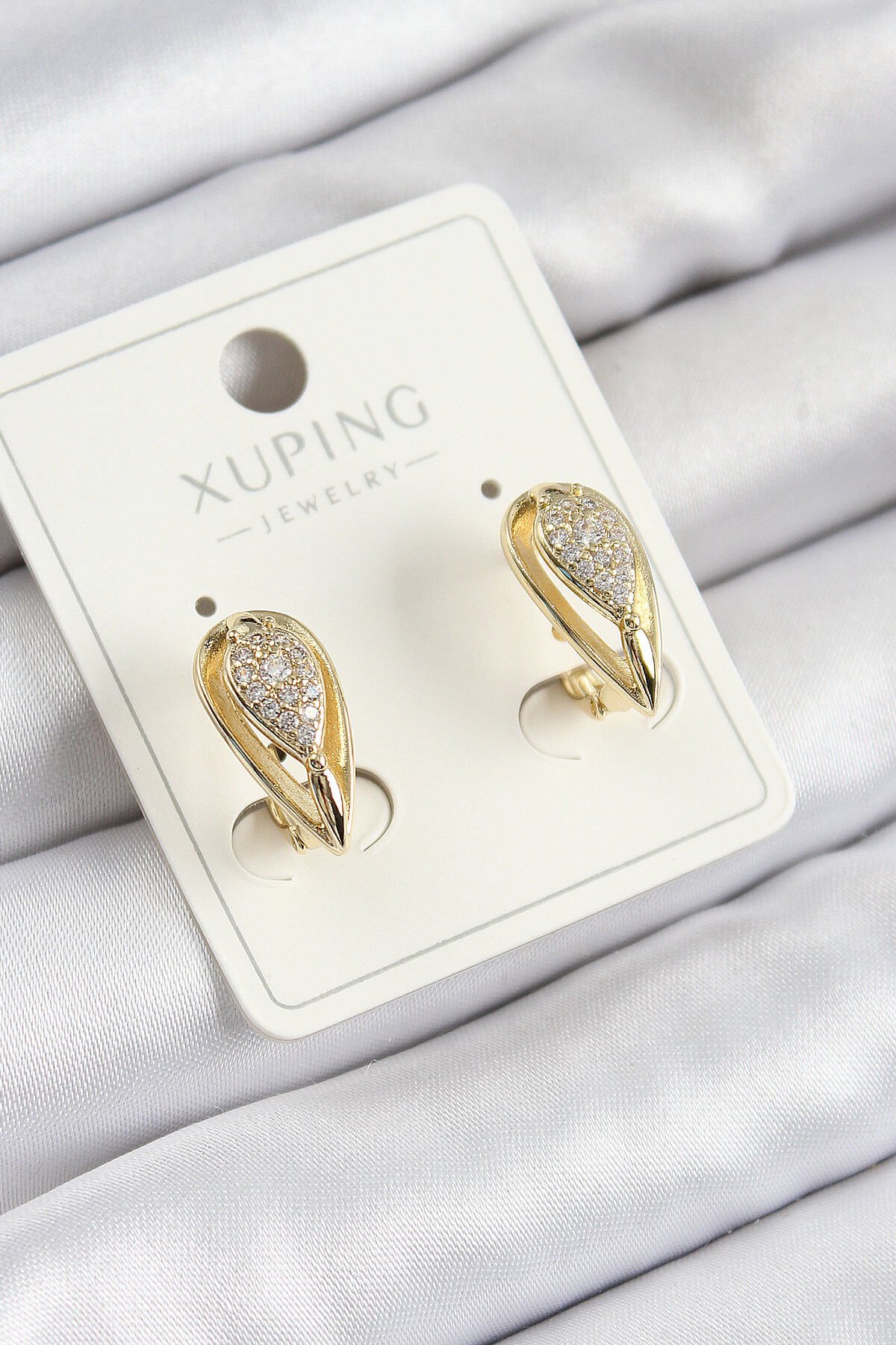Xuping Zirkon Taşlı Damla Model Gold Renk Kadın Küpe - TJ-BKP10844