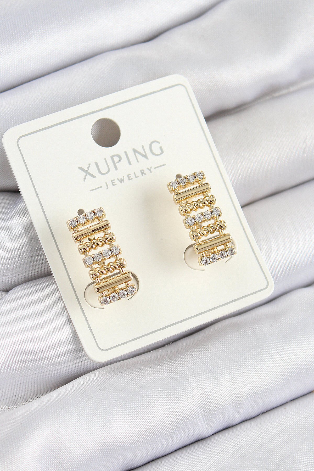 Xuping Zirkon Taşlı Dikdörtgen Model Gold Renk Kadın Küpe - TJ-BKP10847