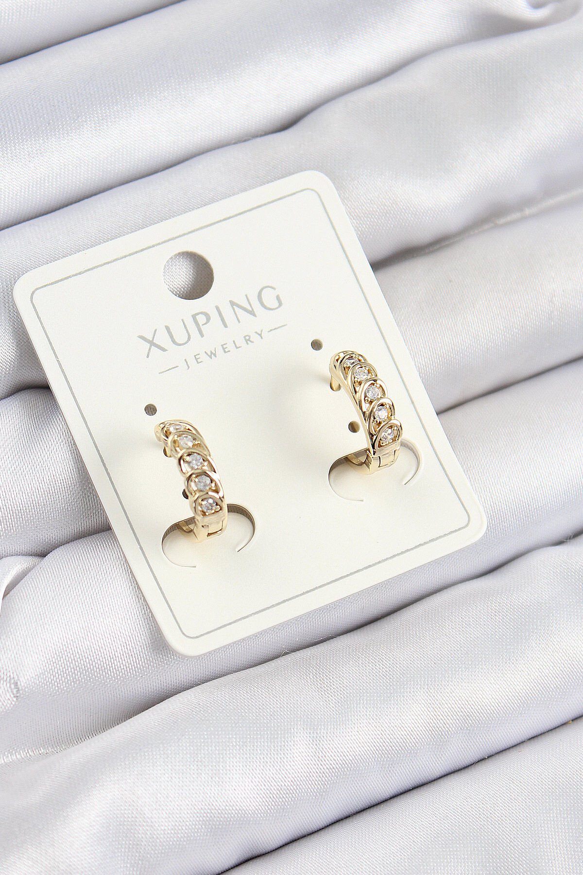 Xuping Zirkon Taşlı Ardışık Model Gold Renk Kadın Küpe - TJ-BKP10853