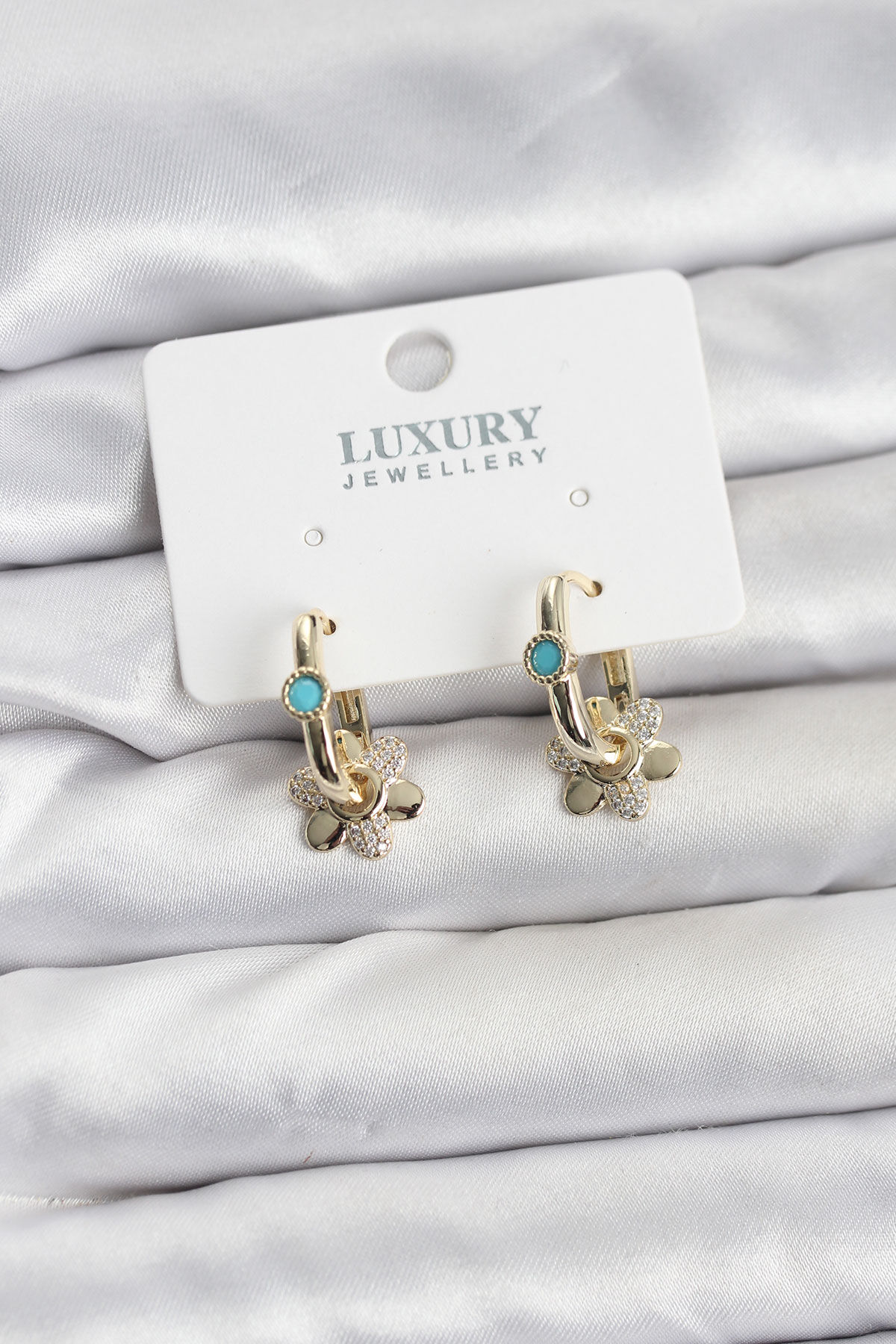 Mavi Taş Detaylı Pirinç Gold Renk Kadın Göçmen Küpesi - TJ-BKP11598