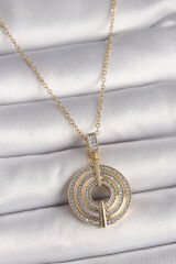 316L Çelik Gold Renk Zincir Zirkon Taşlı Madalyon Model Kadın Kolye - TJ-BKO9760