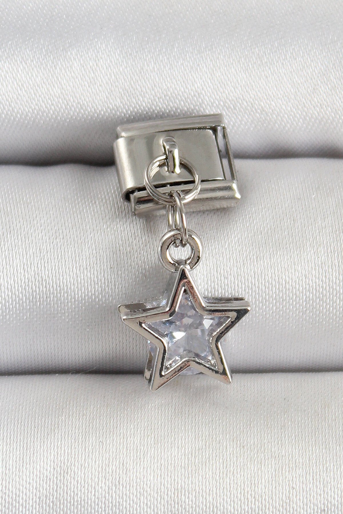 316L Çelik Gümüş Renk Zirkon Taşlı Yıldız Model Nomination Charm - TJ-BC1510