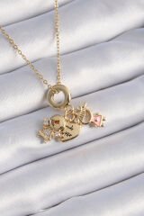 316L Çelik Gold Renk Zirkon Taş Detay Çocuk Figür Charm Model Kadın Kolye - TJ-BKO9324