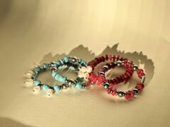 KORAL  LASTİKLİ  BİLEKLİK