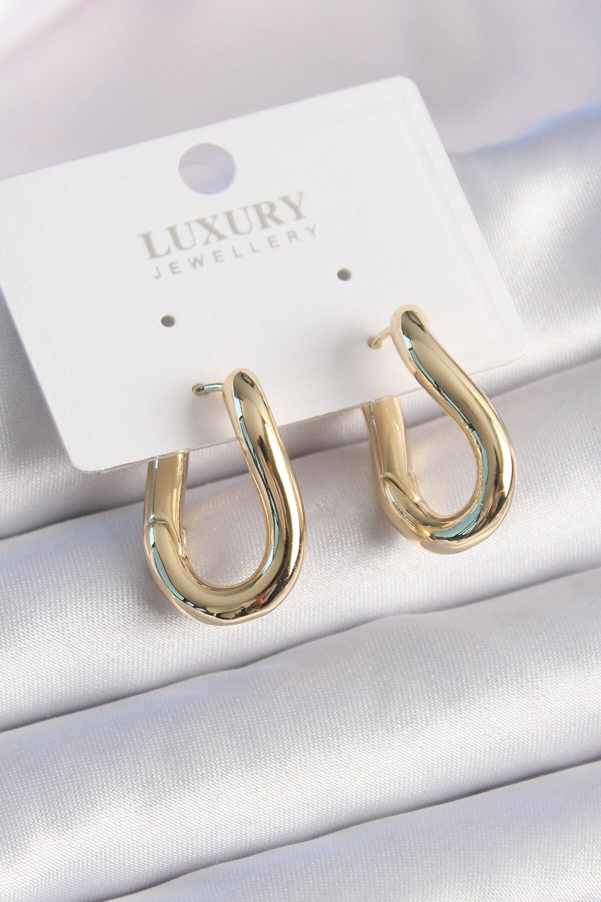 Pirinç Gold Renk Halka Model Kadın Küpe - TJ-BKP9532