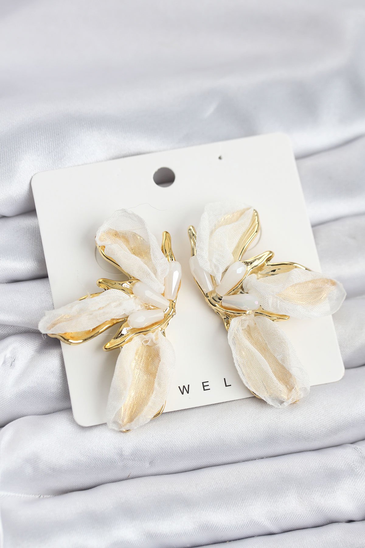 Lotus Model Beyaz Renk Tüllü Kadın Küpe - TJ-BKP11634