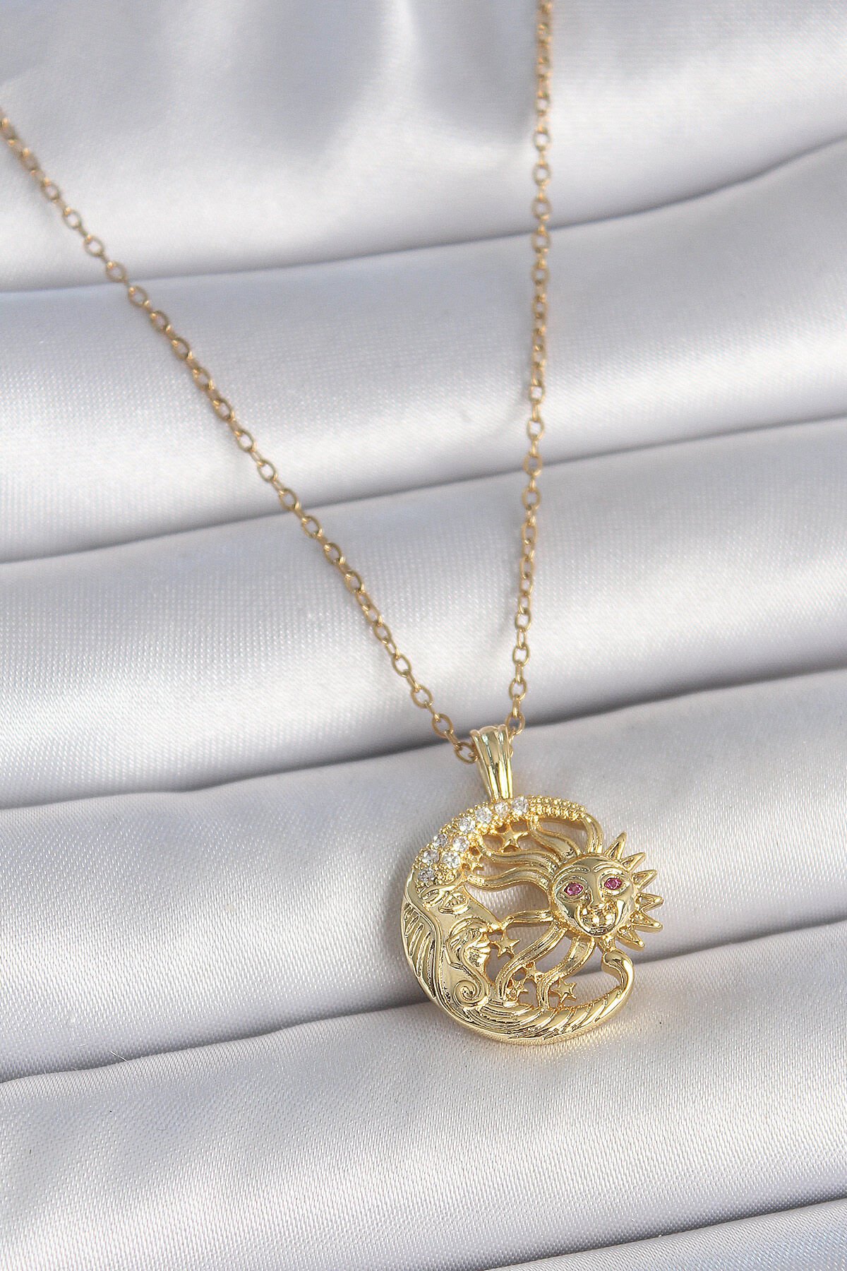 316L Çelik Gold Renk Zincir Ay Güneş Model Zirkon Taş Detaylı Kadın Kolye - TJ-BKO10057