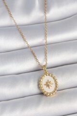 316L Çelik Gold Renk Zincir Beyaz Mineli Kutup Yıldız İşlemeli Madalyon Model Kadın Kolye - TJ-BKO10063