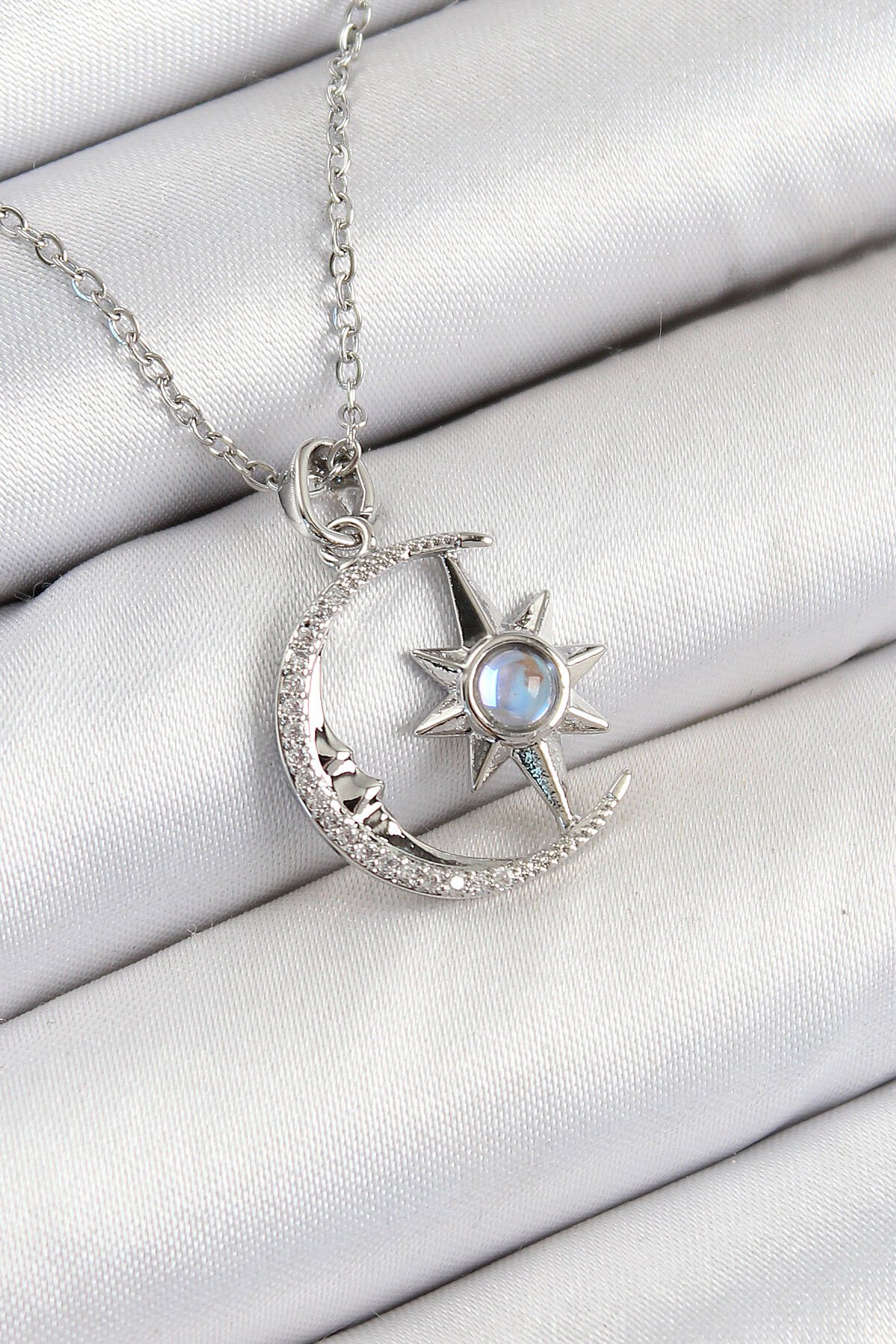 316L Çelik Zirkon Taşlı Kutup Yıldızlı Hilal Model Gümüş Renk Kadın Kolye - TJ-BKO10342