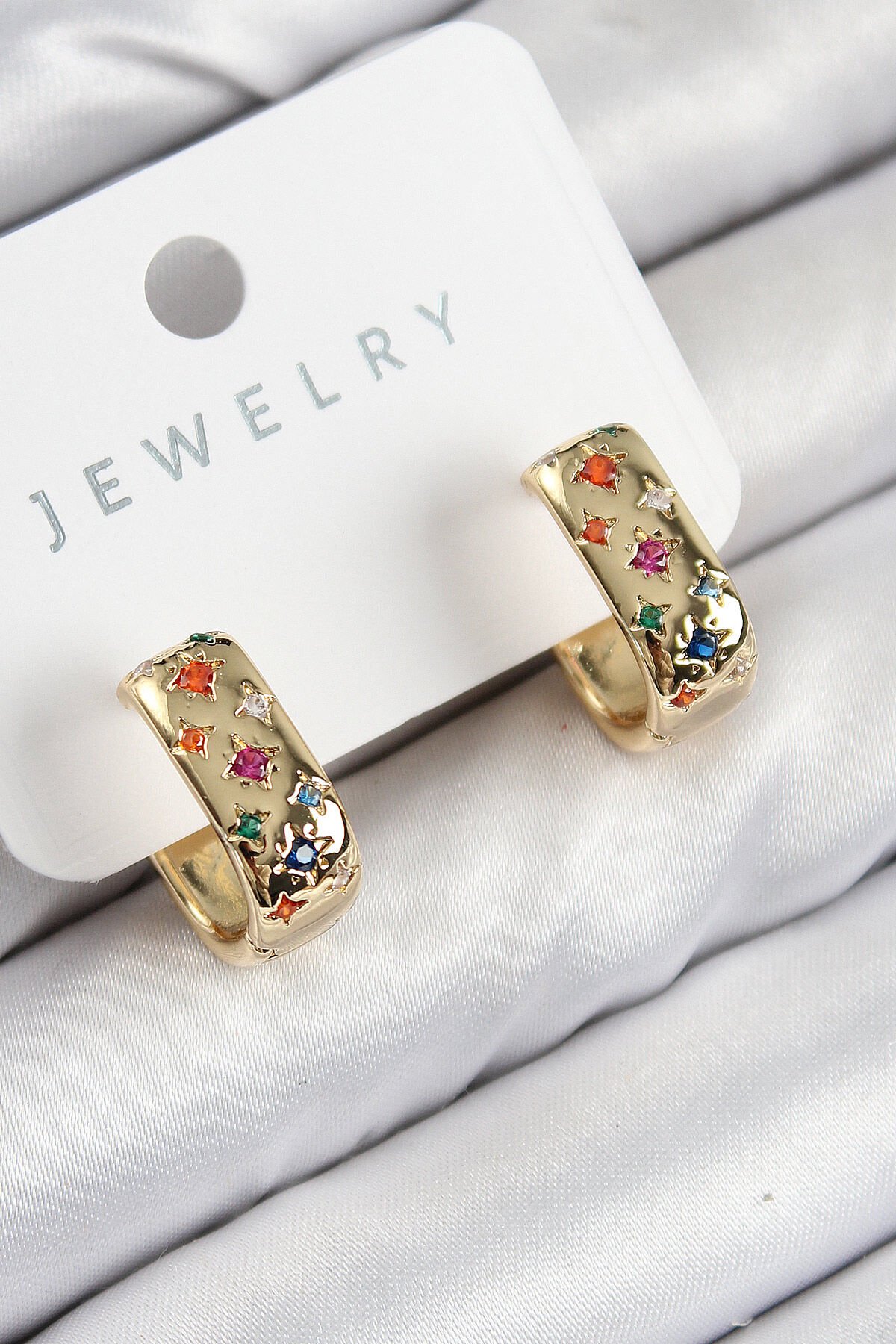 Pirinç Zirkon Taşlı Yıldız Desen Model Gold Renk Kadın Küpe - TJ-BKP11070