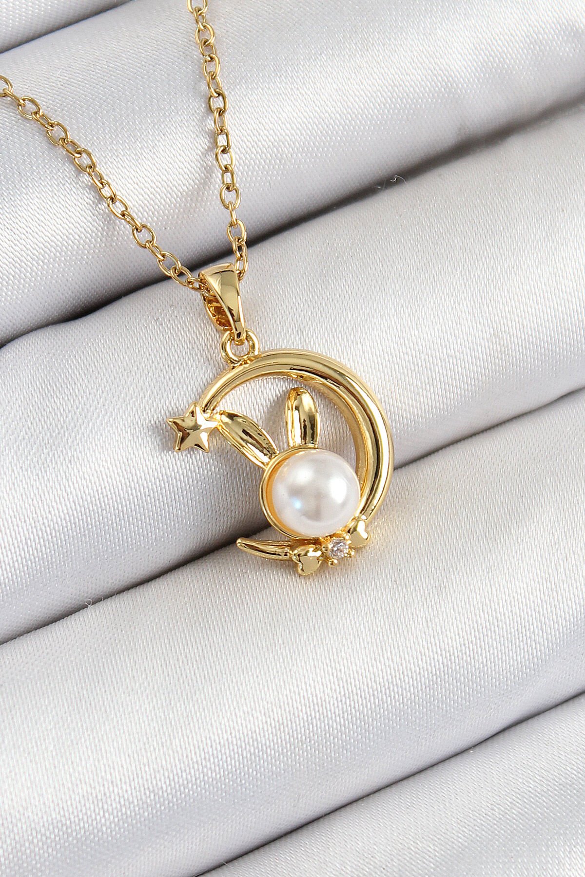 316L Çelik İnci Detaylı Hilal Tavşan Model Gold Renk Kadın Kolye - TJ-BKO10347