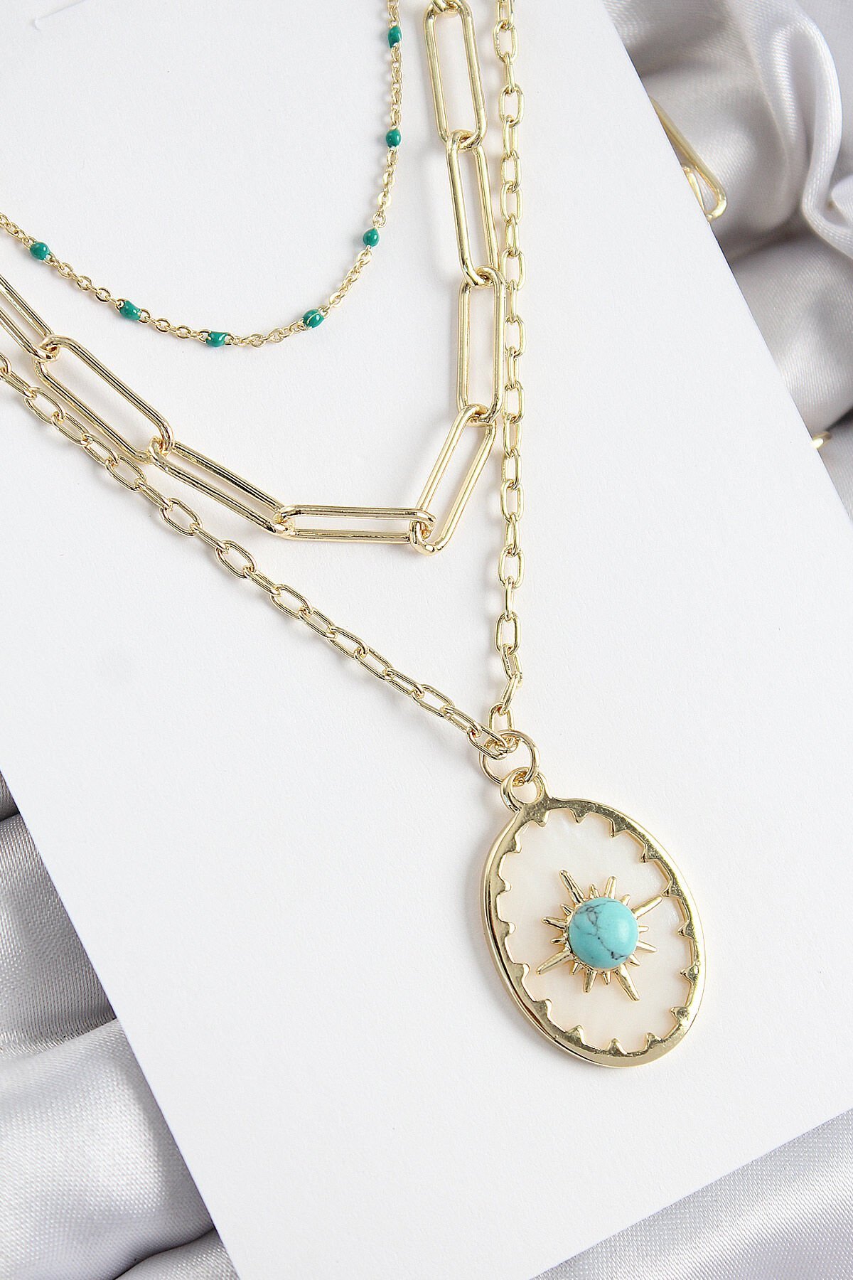 Pirinç Çoklu Zincirli Mavi Boncuklu Pusula Model Gold Renk Kadın Kolye - TJ-BKO10369