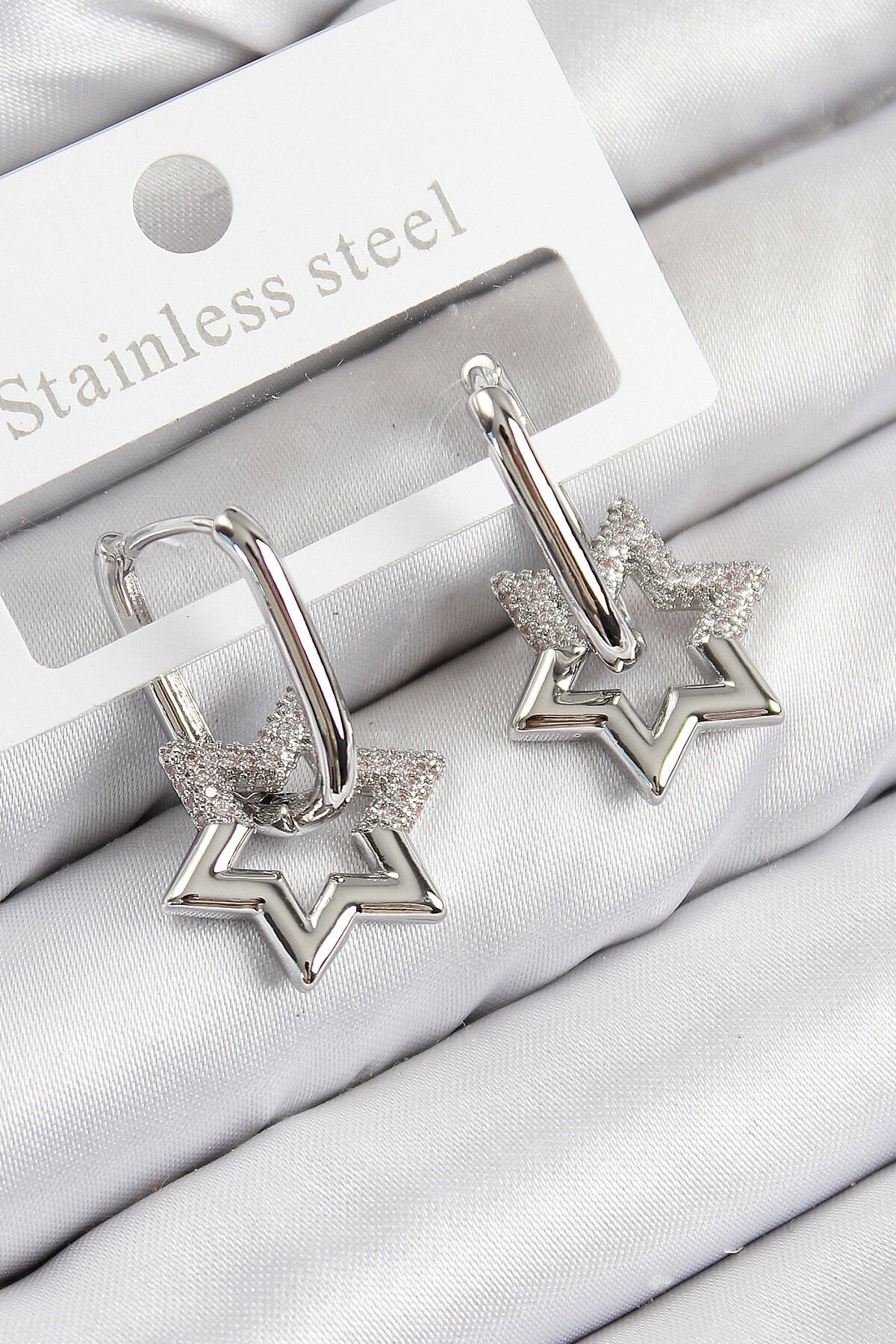Pirinç Zirkon Taşlı Yıldız Model Gümüş Renk Kadın Küpe - TJ-BKP11100
