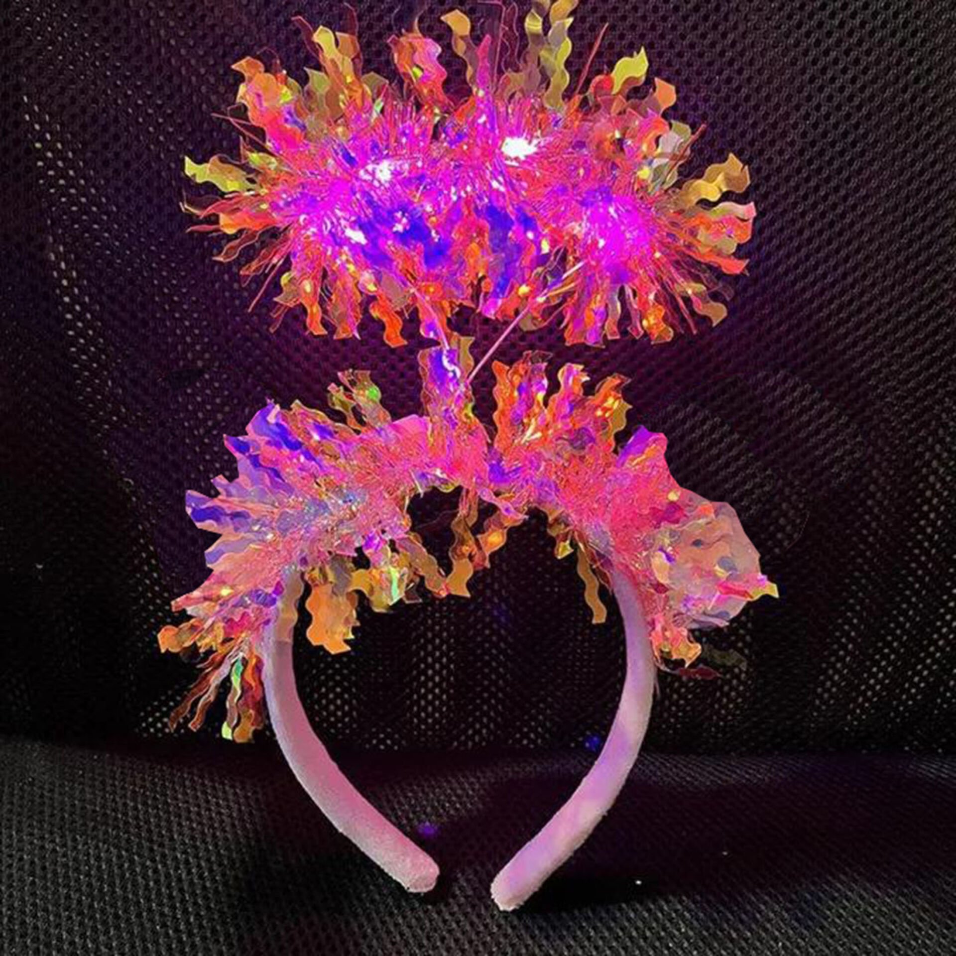 Pembe Renk Pembe Işıltılı Püsküllü Led Işıklı Parlak Hologramlı Taç 25x12 cm (4944)