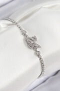 Pirinç Zirkon Taşlı Kuğu Model Gümüş Renk Kadın Bileklik - TJ-BB7690